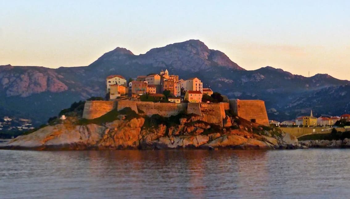 Coucher de soleil citadelle Calvi