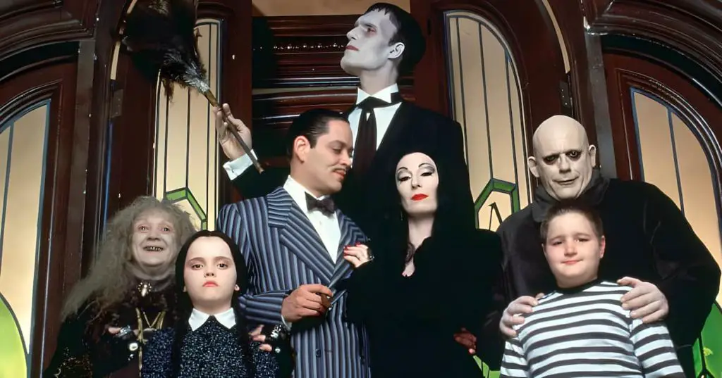 Mercredi Addams Tout savoir sur le personnage de la série Netflix