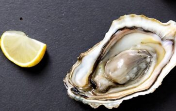 Huitre avec citron