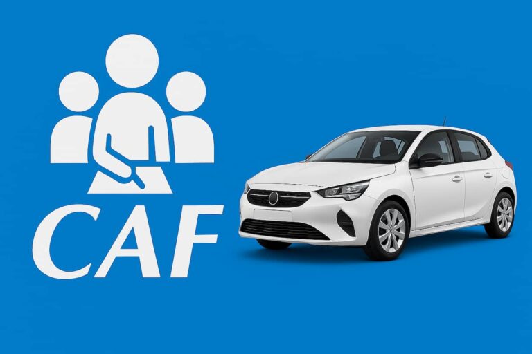 Une voiture avec la CAF